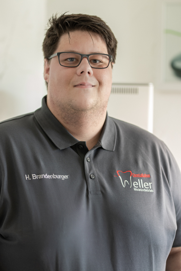 Henrik Brandenburger - Dentallabor Weller Neunkirchen Henrik Brandenburger - Dentallabor Weller Neunkirchen